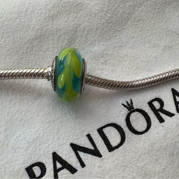 PANDORA Retired Aqua Green Swirl Murano Glass Bead Charm 790636 - Picture 1 of 4